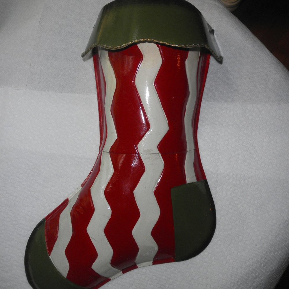 1 - Metal stocking stuffer